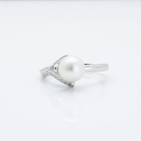 Natural Pearl Sterling Silver Ring - Picture 1 of 4